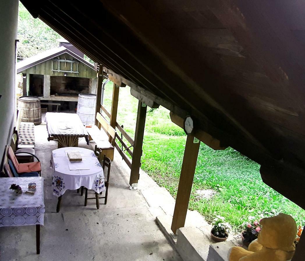 Apartman Nino Tounj Exteriör bild